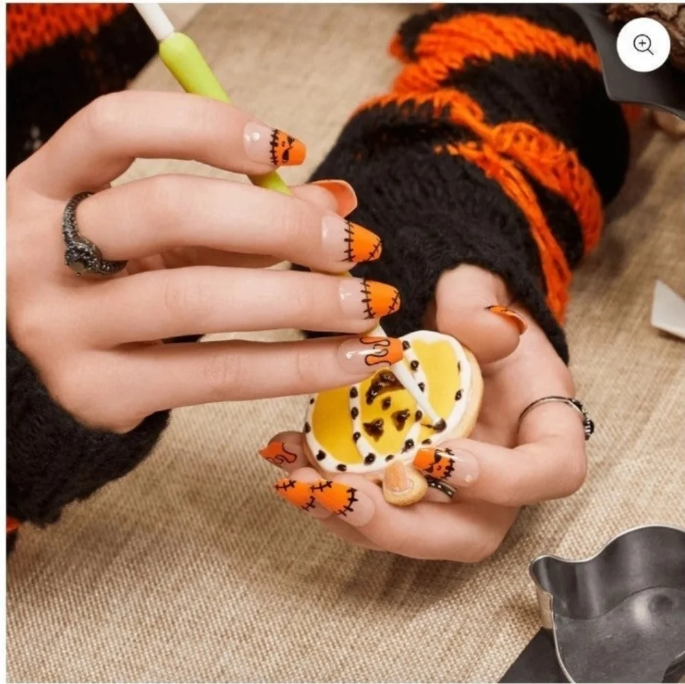 Kiss Impress Creepy Crawly Halloween Pumpkin Press on Nails Glow in the …